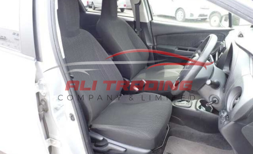 Toyota Vitz – 1.3 F