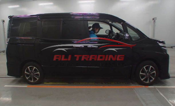 Toyota Voxy ZS Sparkle
