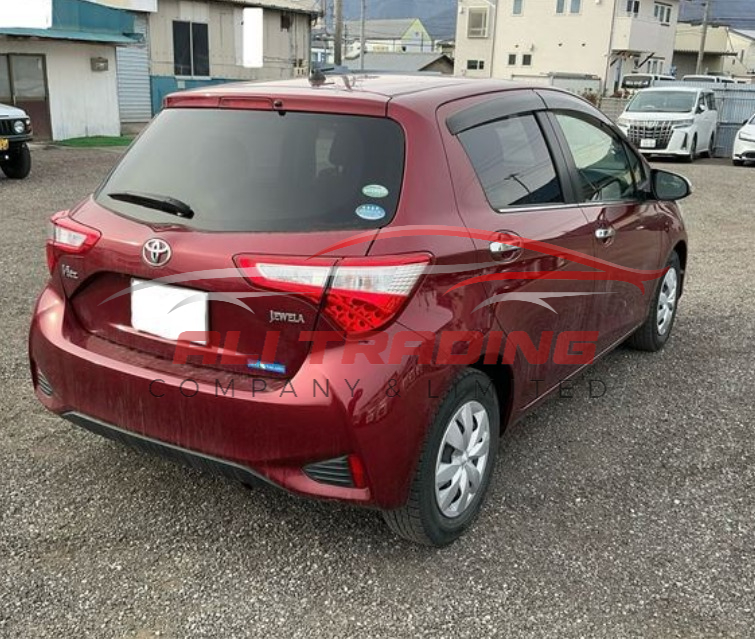 Toyota Vitz – Jeweler