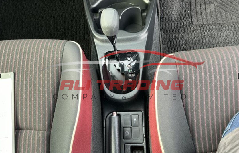 Toyota Vitz – Jeweler