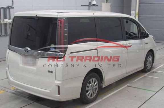Toyota Noah G