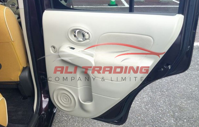 Nissan Cube 15X V Selection Vintage Camel Interior