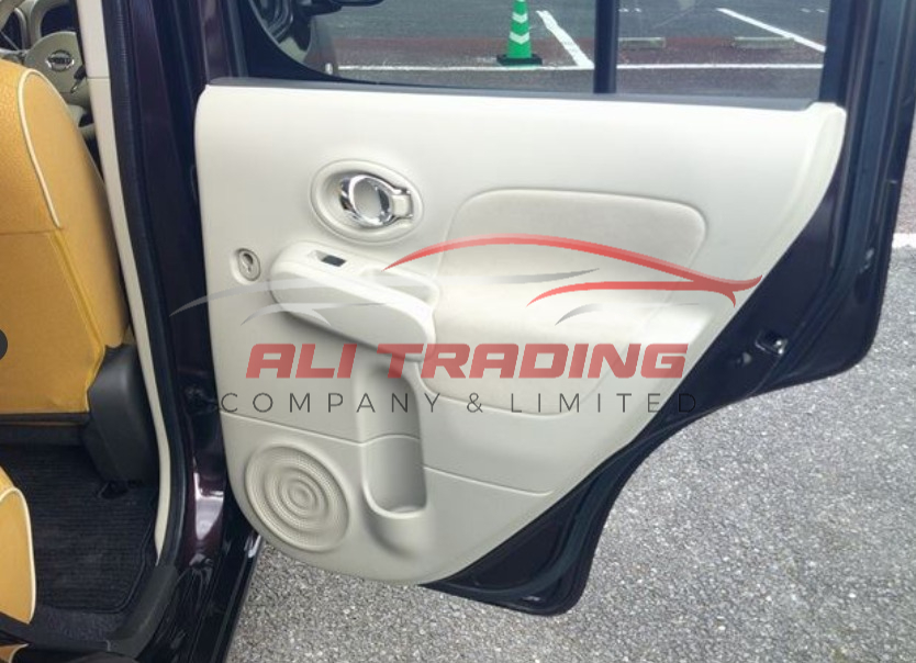 Nissan Cube 15X V Selection Vintage Camel Interior