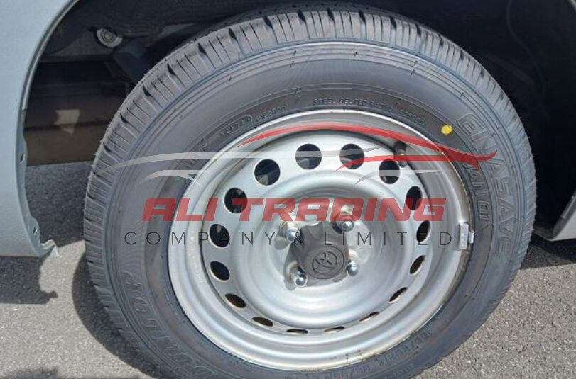 Toyota Probox Van – DX Comfort