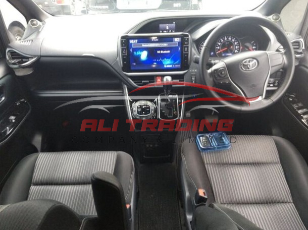 Toyota Voxy ZS Sparkle