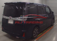 Toyota Voxy ZS