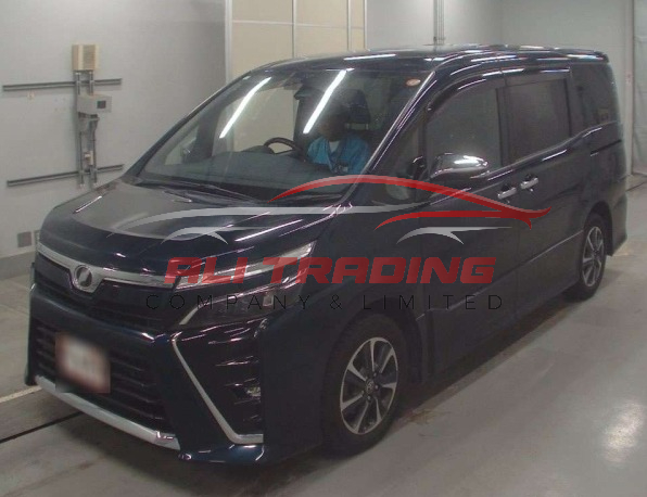 Toyota Voxy ZS