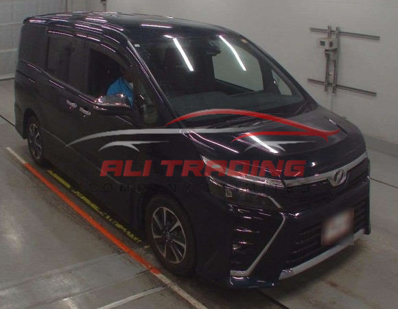 Toyota Voxy ZS