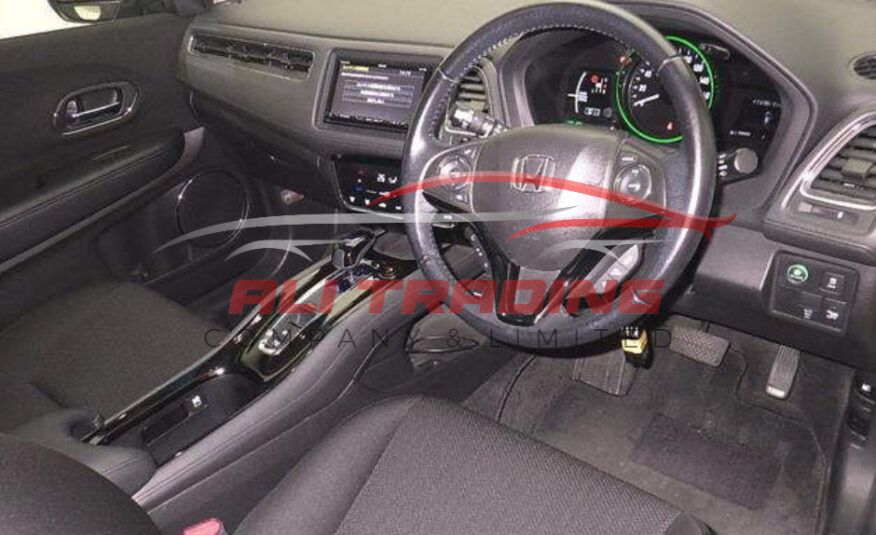 Honda Vezel Hybrid – X Honda Sensing Package