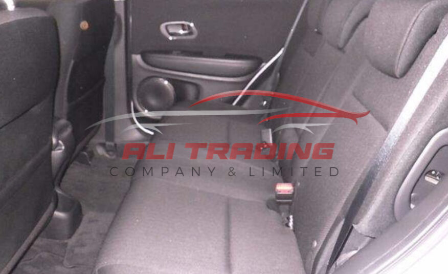 Honda Vezel Hybrid – X Honda Sensing Package