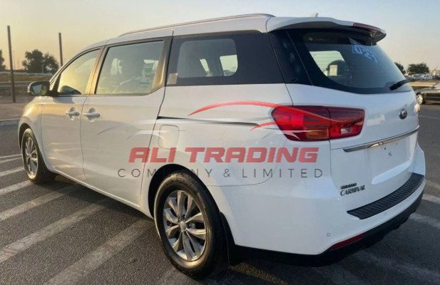 Kia Grand Carnival MidOption+