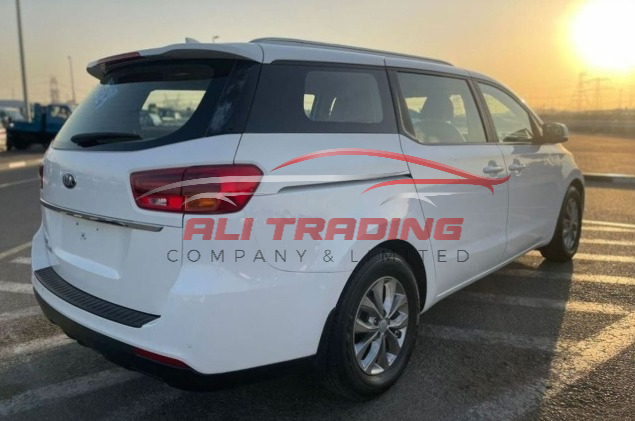 Kia Grand Carnival MidOption+