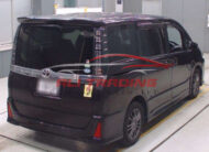 Toyota Voxy ZS
