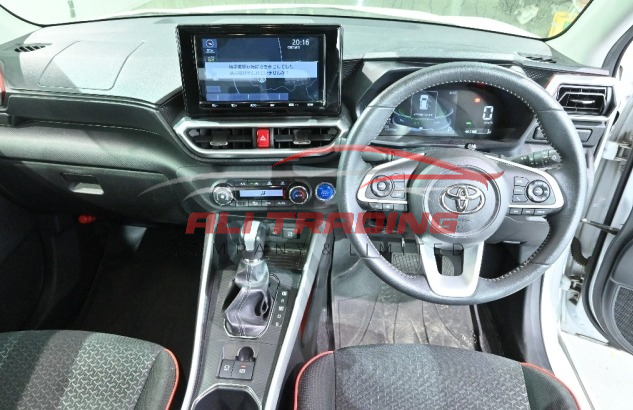 Toyota Raize HV Z