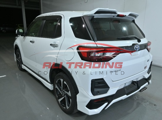 Toyota Raize HV Z