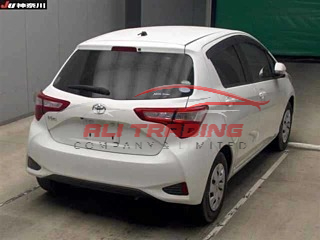 Toyota Vitz – F