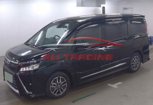 Toyota Voxy ZS