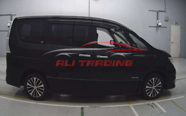 Nissan Serena H Star V Selection + Safety SHV