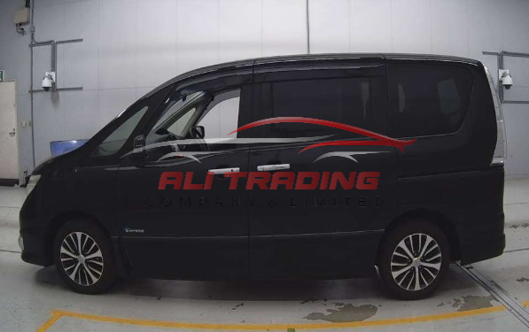 Nissan Serena H Star V Selection + Safety SHV