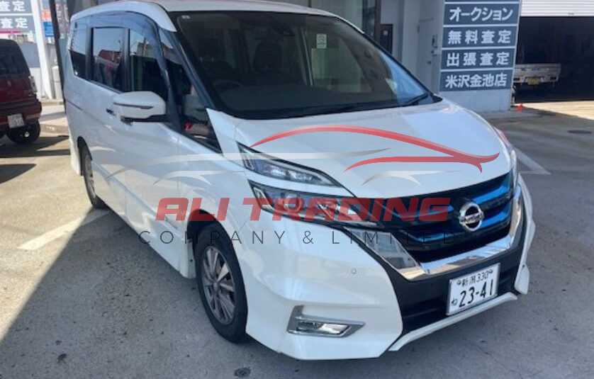 Nissan Serena e-Power Highway Star V
