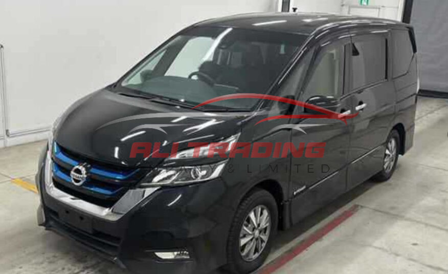 Nissan Serena e-Power Highway Star V