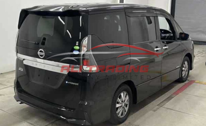 Nissan Serena e-Power Highway Star V
