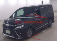Toyota Voxy ZS