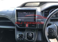 Toyota Noah Hybrid X