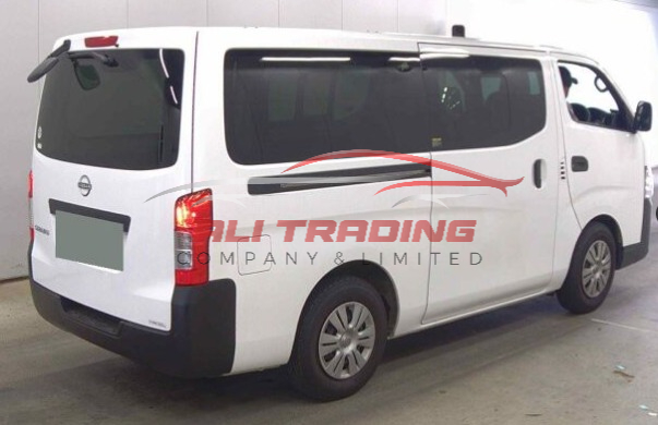 Nissan Caravan DX