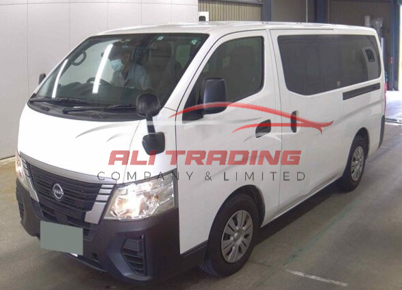 Nissan Caravan DX