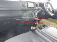 Nissan Caravan DX