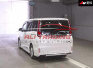 Toyota Noah Hybrid G