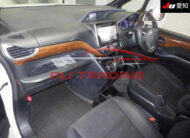 Toyota Noah Hybrid G