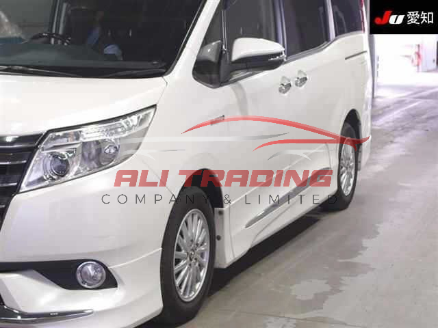 Toyota Noah Hybrid G