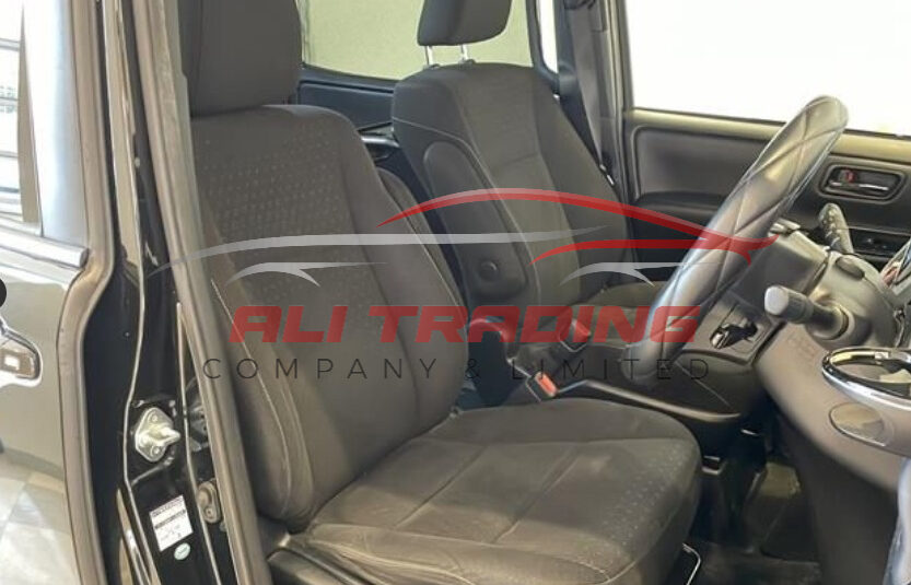 Toyota Voxy V