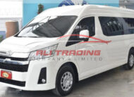 Toyota Hiace Commuter