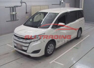 Toyota Noah X