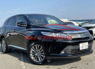Toyota Harrier – Premium
