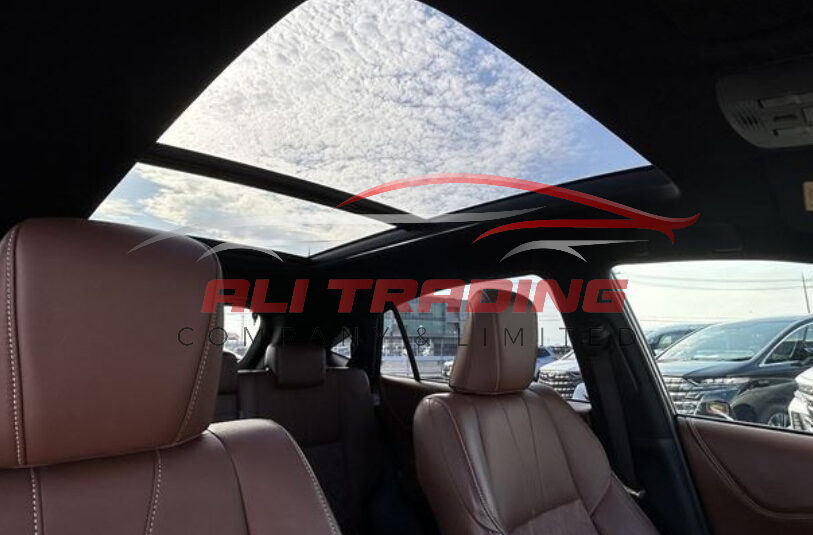 Toyota Harrier – Premium