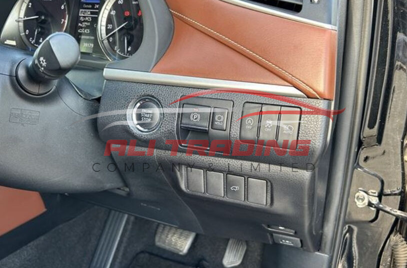 Toyota Harrier – Premium