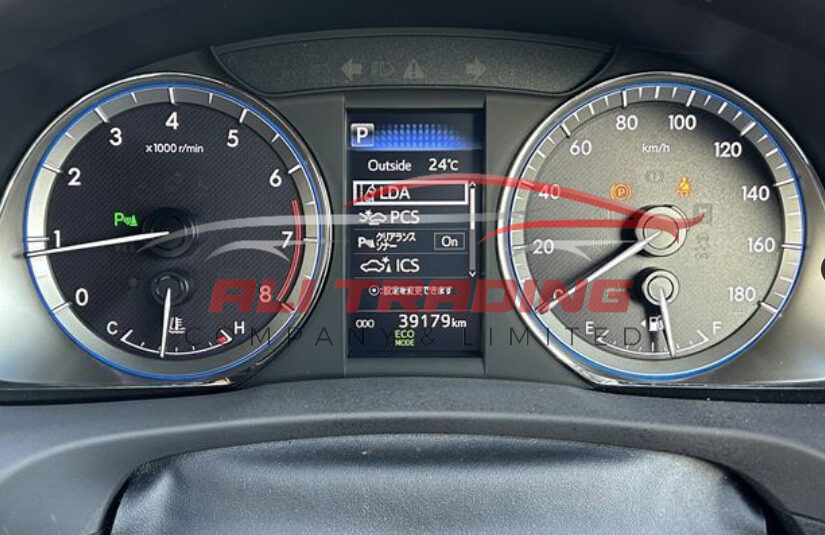 Toyota Harrier – Premium