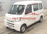 Daihatsu Hijet Cargo – DX 4WD