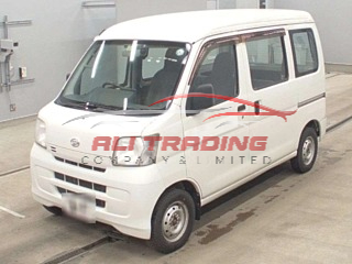 Daihatsu Hijet Cargo – DX 4WD