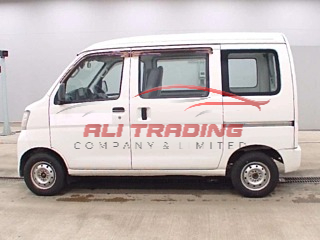 Daihatsu Hijet Cargo – DX 4WD
