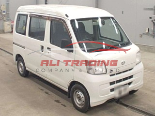 Daihatsu Hijet Cargo – DX 4WD