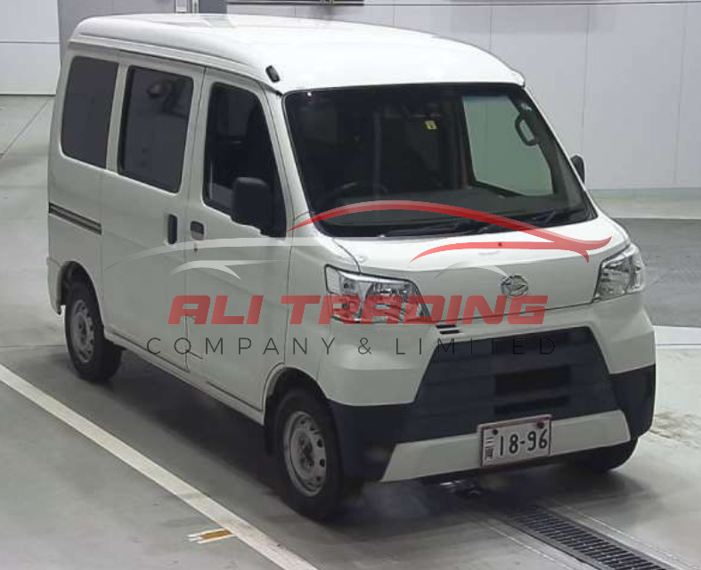 Daihatsu Hijet Cargo – 4WD