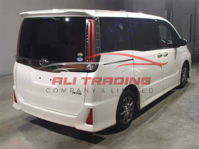 Toyota Noah SI