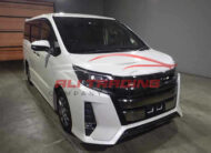 Toyota Noah SI