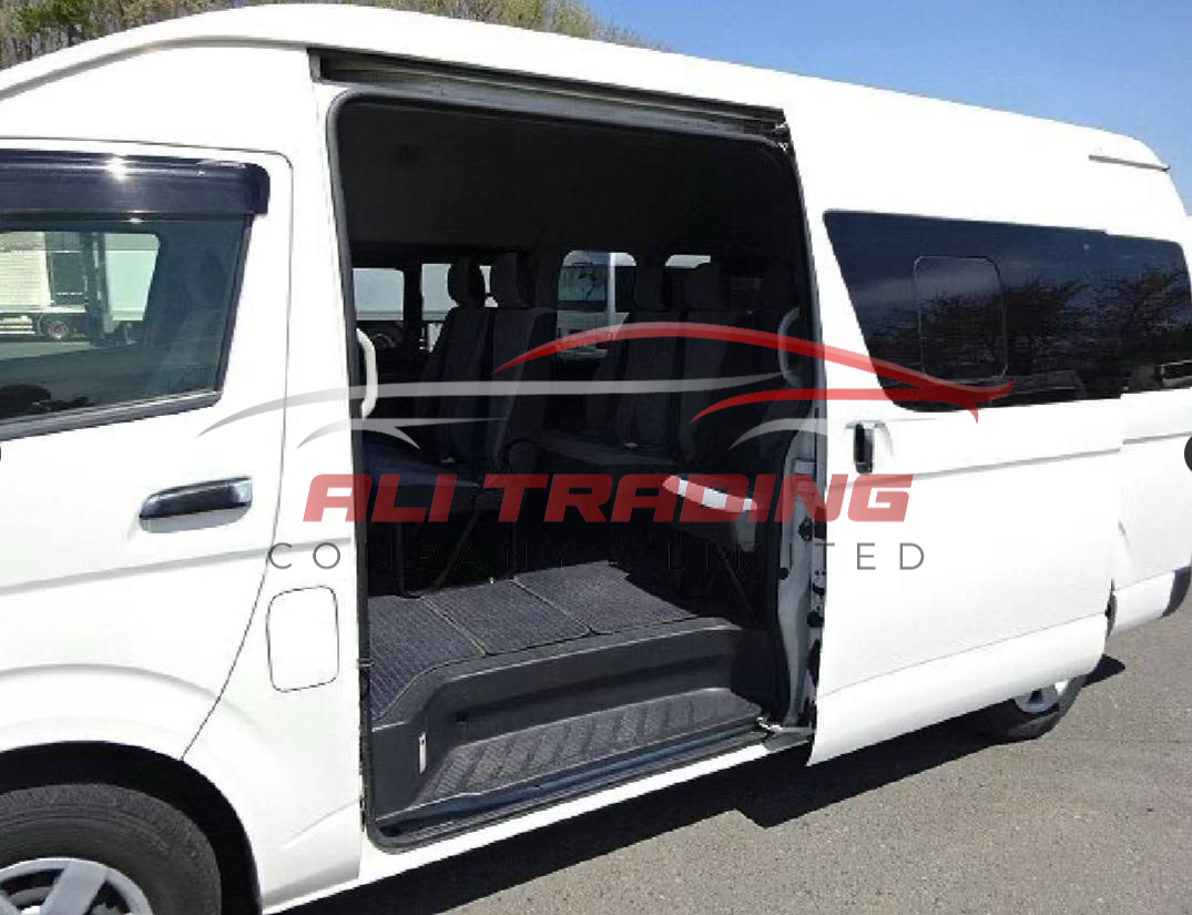 Toyota Hiace Commuter Super Long GL