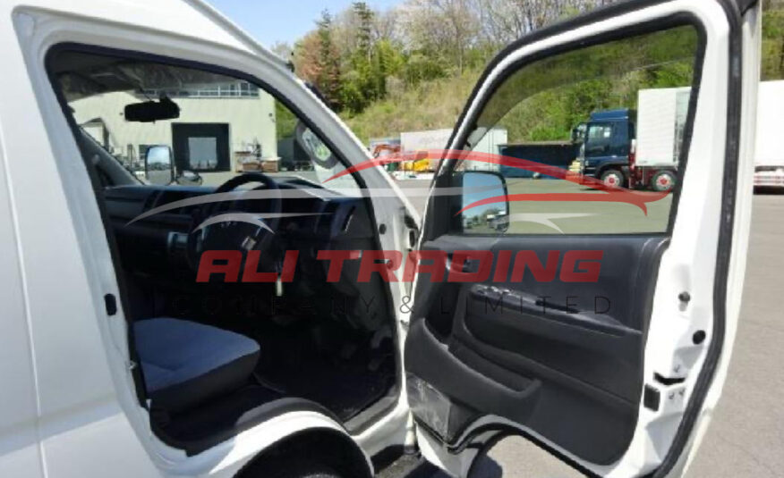 Toyota Hiace Commuter Super Long GL